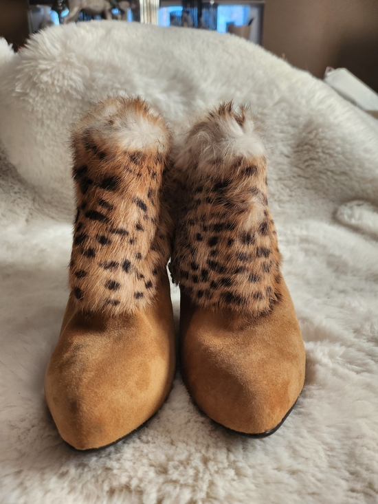 Donald J. Pliner Shoes - Donald J. Pliner Tan Suede Ankle Boots with Leopard Faux-Fur Trim